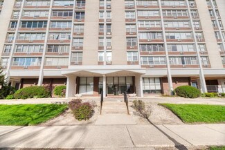 33 N Main St Unit 11C, Lombard, IL 60148