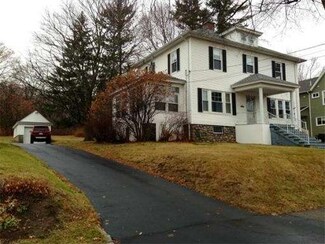 14 Victoria Ave, Worcester, MA 01607