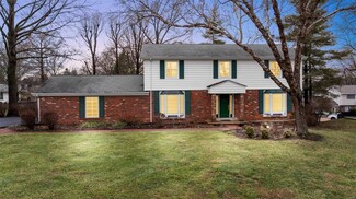 823 Carillon Ct, Saint Louis, MO 63141