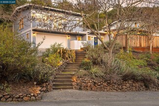 231 Orchard Rd, Orinda, CA 94563