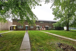 121 1st Ave, Charleston, WV 25303