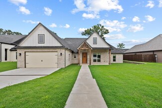 150 Bent Oak Dr, Pottsboro, TX 75076