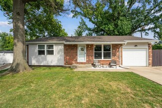 3100 Ainsworth Ct, Saint Charles, MO 63301