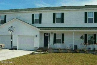 328 Winners Cir S, Jacksonville, NC 28546