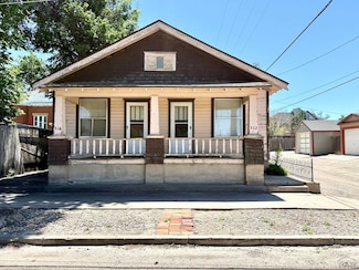 310 W 6th St, La Junta, CO 81050