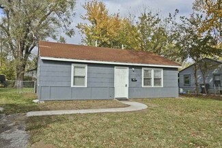 3320 E Locust St, Wichita, KS 67216