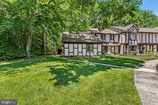 16 Sycamore Ct, Lumberton, NJ 08048