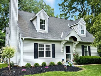 6697 Connecticut Colony Cir, Mentor, OH 44060