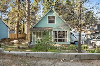 23053 Pine Ln, Crestline, CA 92325