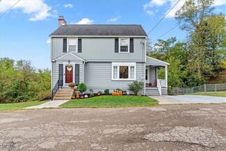 104 Crestlyn Ct, Marietta, OH 45750