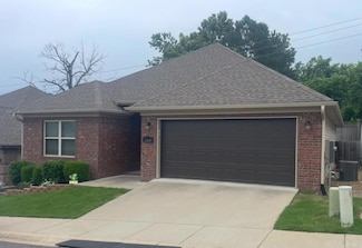 3349 Garden Club Dr, Bryant, AR 72022