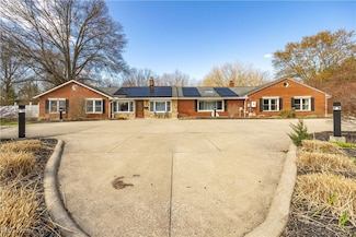 38220 Royalton Rd, Grafton, OH 44044