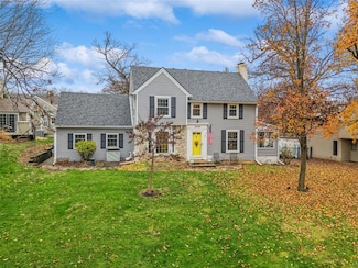 3209 Saint Johns Rd, Des Moines, IA 50312