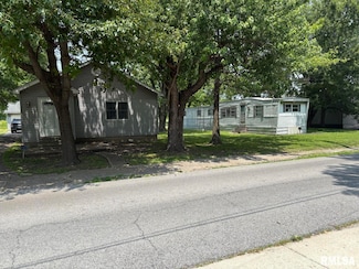 1606 & 1608 W Faust St, Marion, IL 62959