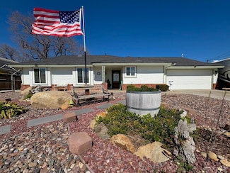 20705 Ridgecrest Dr, Tehachapi, CA 93561