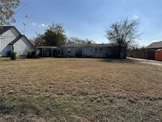 1658 Brookview Dr, Lancaster, TX 75146