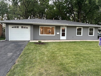 2602 Ravinia Ln, Woodridge, IL 60517