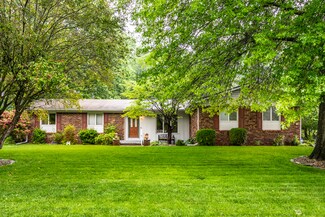 8713 Trails Run Rd, Indianapolis, IN 46217