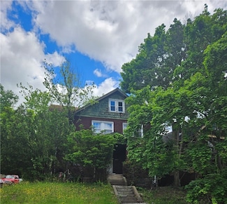 1374 Marlboro Ave, Pittsburgh, PA 15221