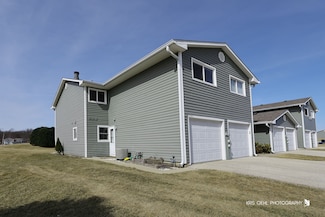 17307 W Maple Ln Unit F, Gurnee, IL 60031