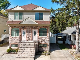 592 Woolley Ave, Staten Island, NY 10314