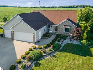 1325 E Baseline Rd, Mount Pleasant, MI 48858