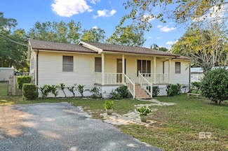 2405 Boddie Ln, Gulf Shores, AL 36542