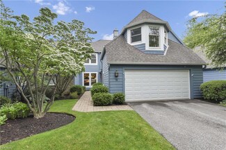 16 Haskell Dr, Cleveland, OH 44108