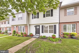 35 Vernon Ct, Sicklerville, NJ 08081