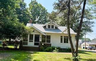 1932 Birch Lake Ave, Saint Paul, MN 55110