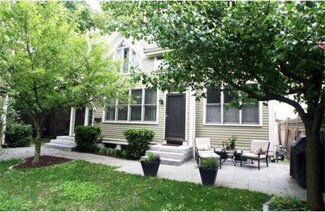 384 Prospect St Unit 4, Cambridge, MA 02139