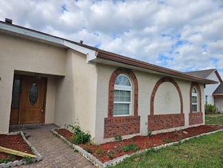 243 Minnesota Woods Ln, Orlando, FL 32824