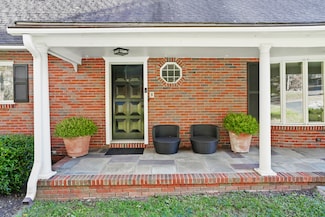 244 Strobel Rd, Trumbull, CT 06611