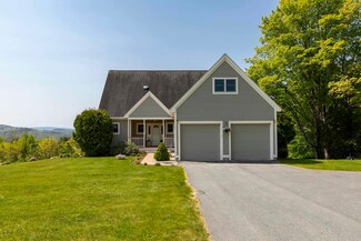 2 Hatties Ln, Grantham, NH 03753