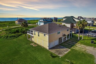 214 Tampa St, Port Bolivar, TX 77650