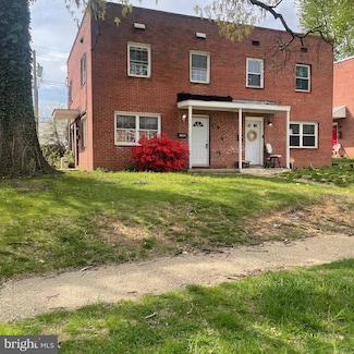 8528 Chestnut Oak Rd, Parkville, MD 21234
