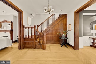 100 W St NW, Washington, DC 20001