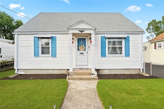 147 Francis Ave, Pawtucket, RI 02860