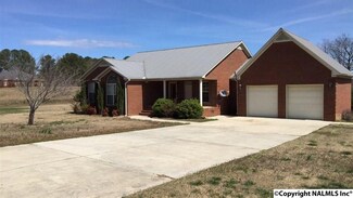 46 Hummingbird Ln, Grant, AL 35747