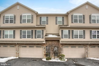 110 Old Schoolhouse Ln, Mechanicsburg, PA 17055