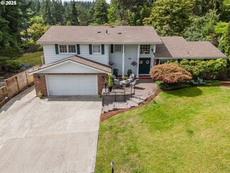 2330 W 23rd Place, Eugene, OR 97405