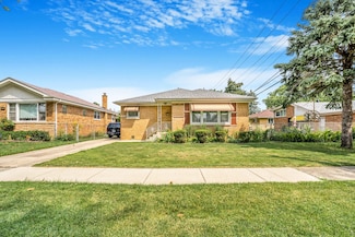 10610 Essex St, Westchester, IL 60154