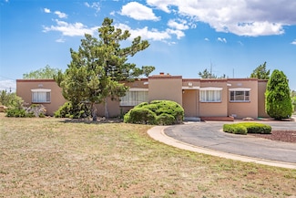 590 Armenta St, Santa Fe, NM 87505