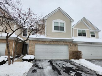 15 Bay Dr, Itasca, IL 60143