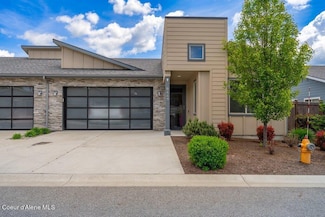 9442 La Costa, Hayden, ID 83835