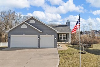 616 Lazy River Ct, O'Fallon, MO 63366