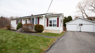 58 Deer Park Dr, Brewer, ME 04412