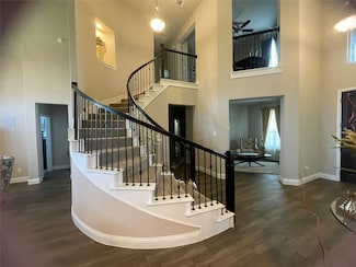 1100 Whispering Hill Dr, Mansfield, TX 76063