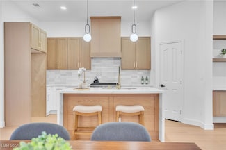 10452 Niagara Falls Ln, Las Vegas, NV 89144