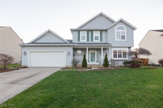 109 Highland Park Dr, Elyria, OH 44035